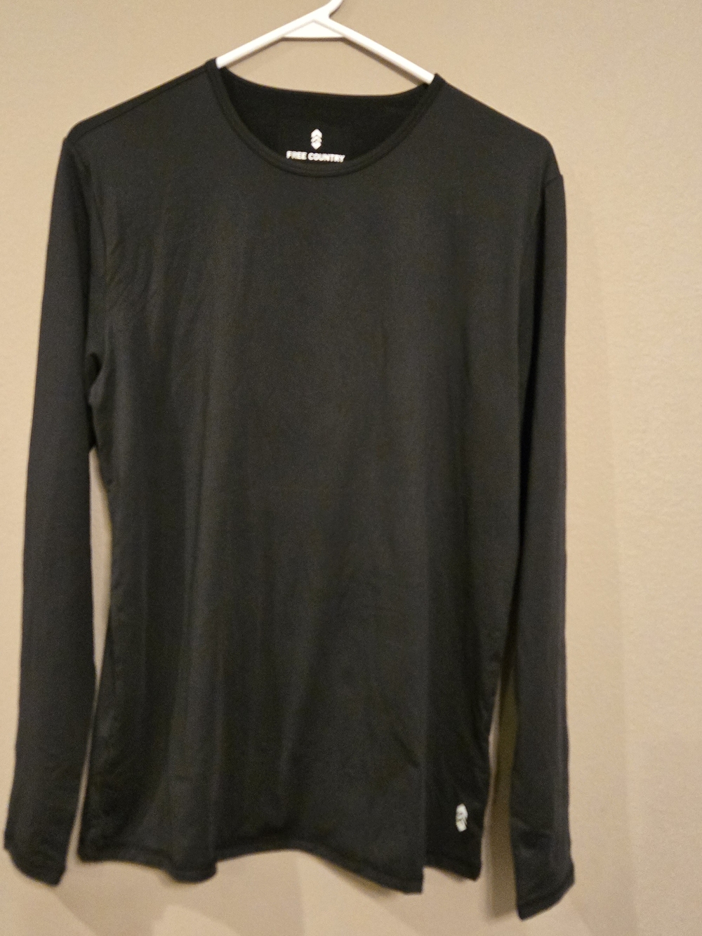 Free Country Black Long-Sleeve Crew Neck Shirt Womens